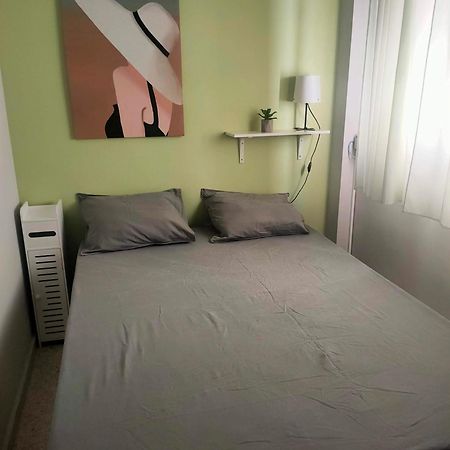 Apartamento En Pleno Centro De Cadiz Con Parking Economico Exterior photo