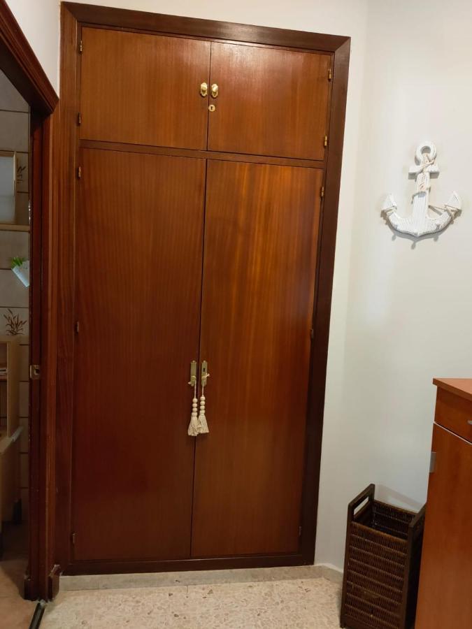 Apartamento En Pleno Centro De Cadiz Con Parking Economico Exterior photo