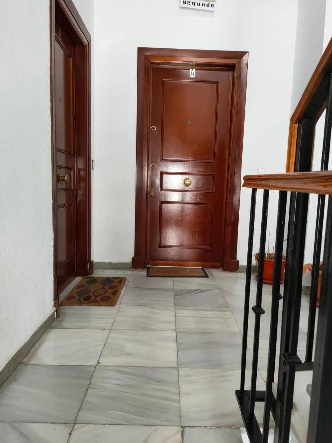 Apartamento En Pleno Centro De Cadiz Con Parking Economico Exterior photo