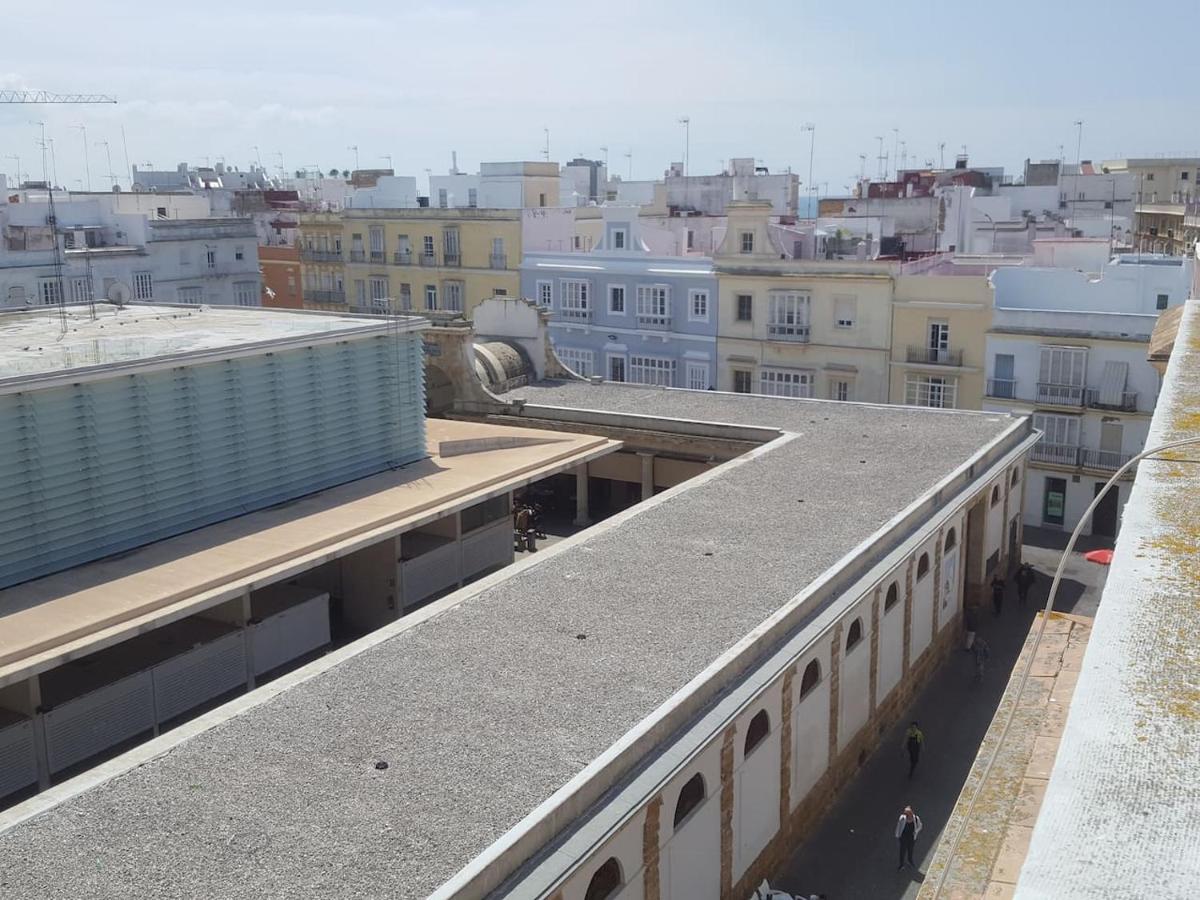 Apartamento En Pleno Centro De Cadiz Con Parking Economico Exterior photo